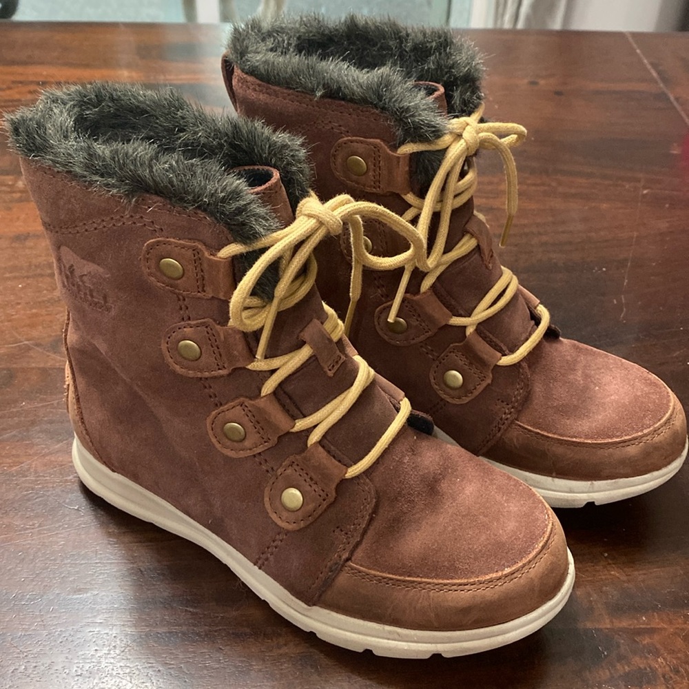 Sorel winter boots, women size 6.5